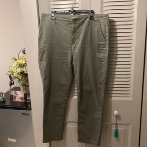 Loft The Slim Cropped Pants.